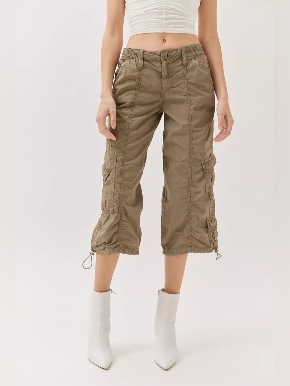 NWOT BDG Urban Outfitters Y2K Cropped Capri Cargo Pants XS Olive Green